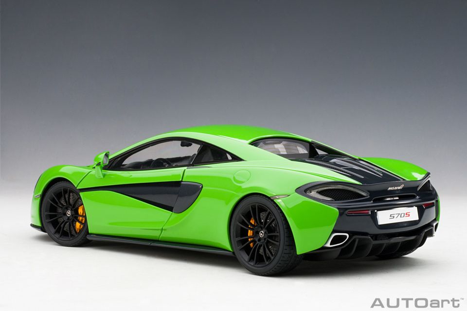 1:18 Autoart 2017 McLaren 570S GT3