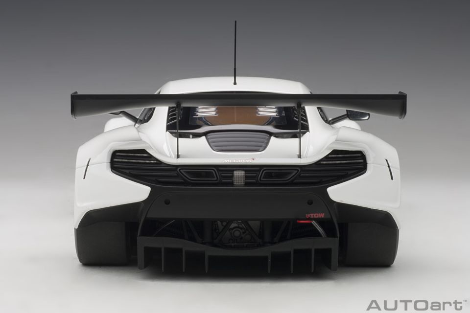 1:18 Autoart 2017 McLaren 650S GT3