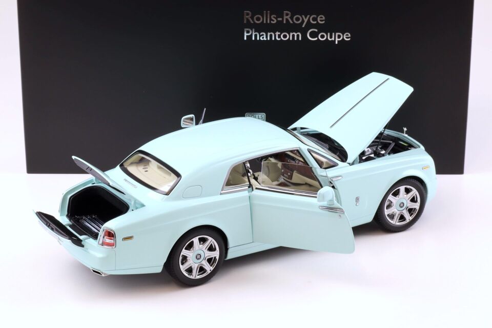 KYOSHO ROLLS ROYCE PHONTOM COUPE TURQUOISE 1:18