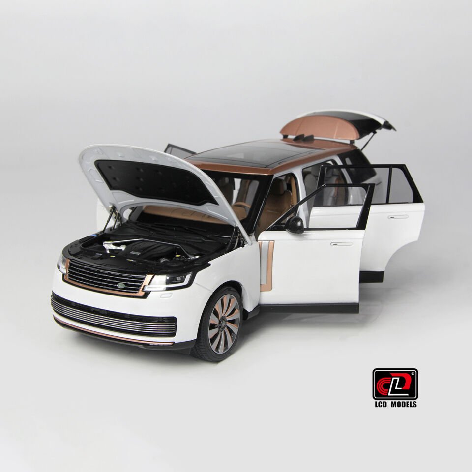 LCD MODELS LAND ROVER RANGE ROVER 2022 1:18
