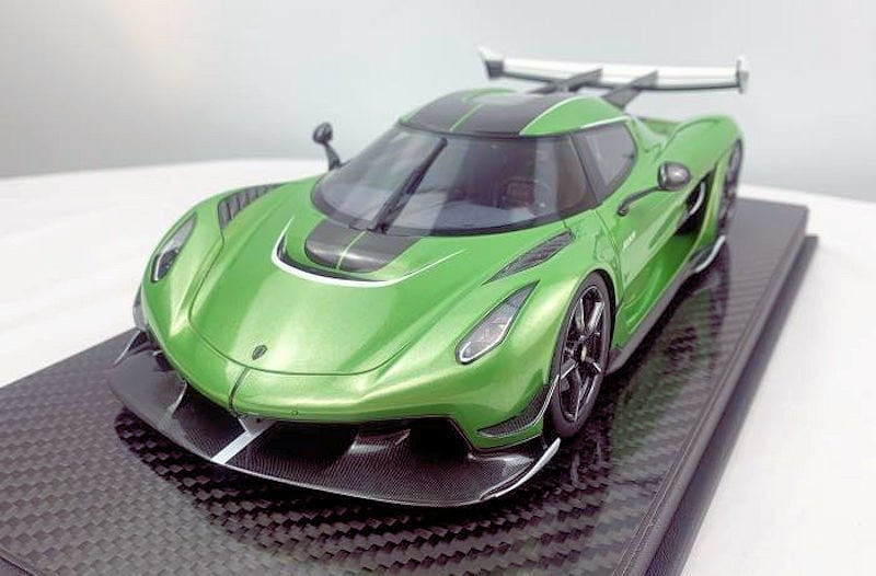 GT SPIRIT KOENIGSEGG JESKO ATTACK PLUS GREEN 2024 1:18 (GT927)