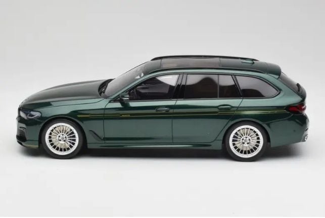 GT SPIRIT BMW ALPINA B5 TOURING (GT475)