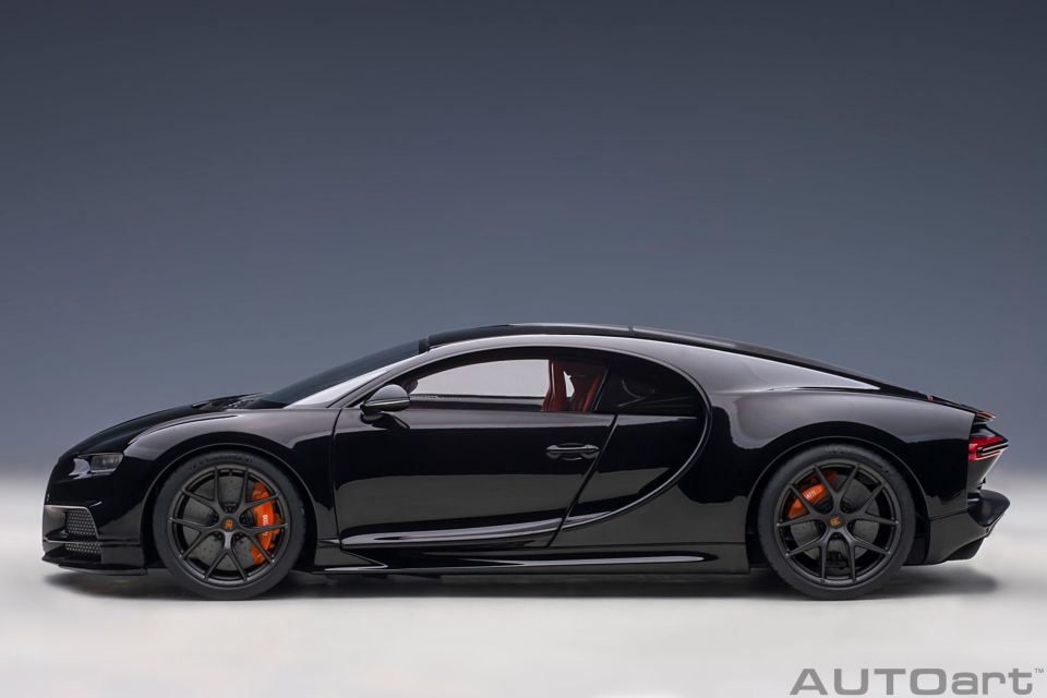 AUTOART BUGATTI CHIRON SPORT 1:18 (70999)