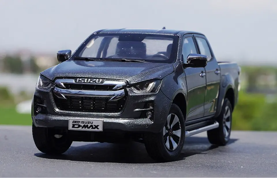 PAUDI ISUZU D-MAX 2021 1:18