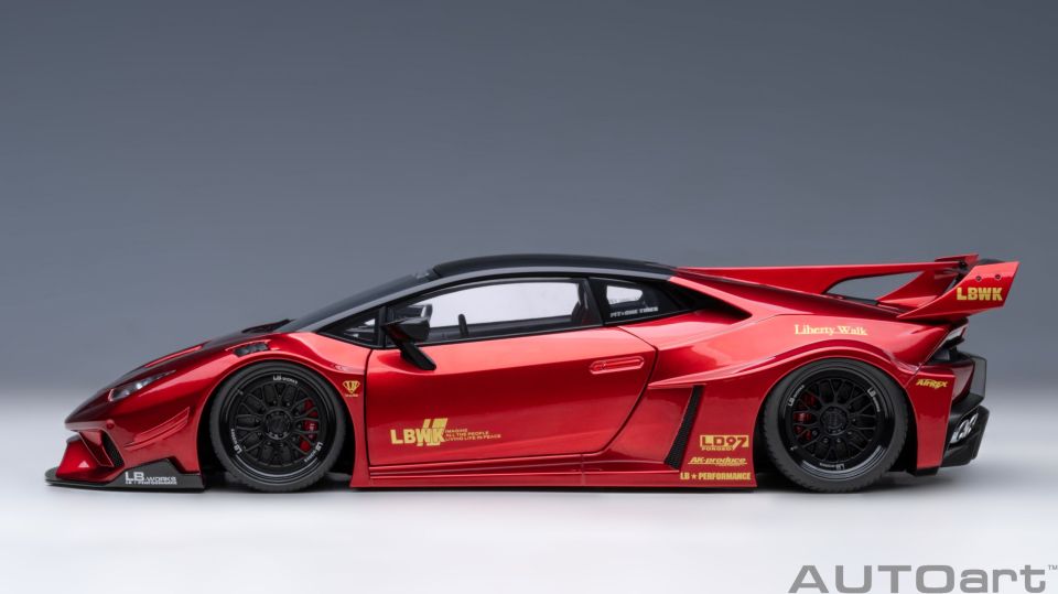 AUTOART LAMBORGHINI LIBERTY WALK HURACAN GT 1:18 (79126)