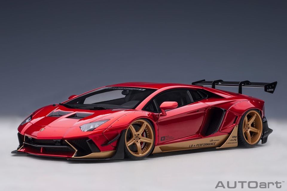 AUTOART LIBERTY WALK LAMBORGHINI AVENTADOR LMTD 1:18 (79182)