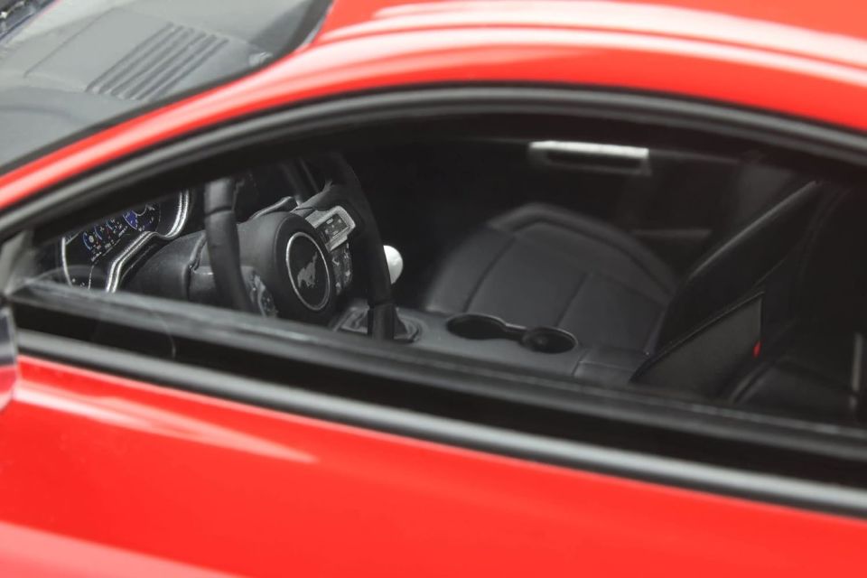 GT SPIRIT FORD MUSTANG MACH1 RED 2021 1:18 (GT351)