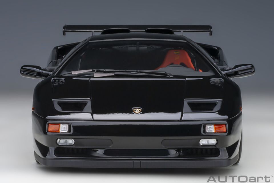 1:18 Autoart Lamborghini Diablo SV-R (Deep Black)