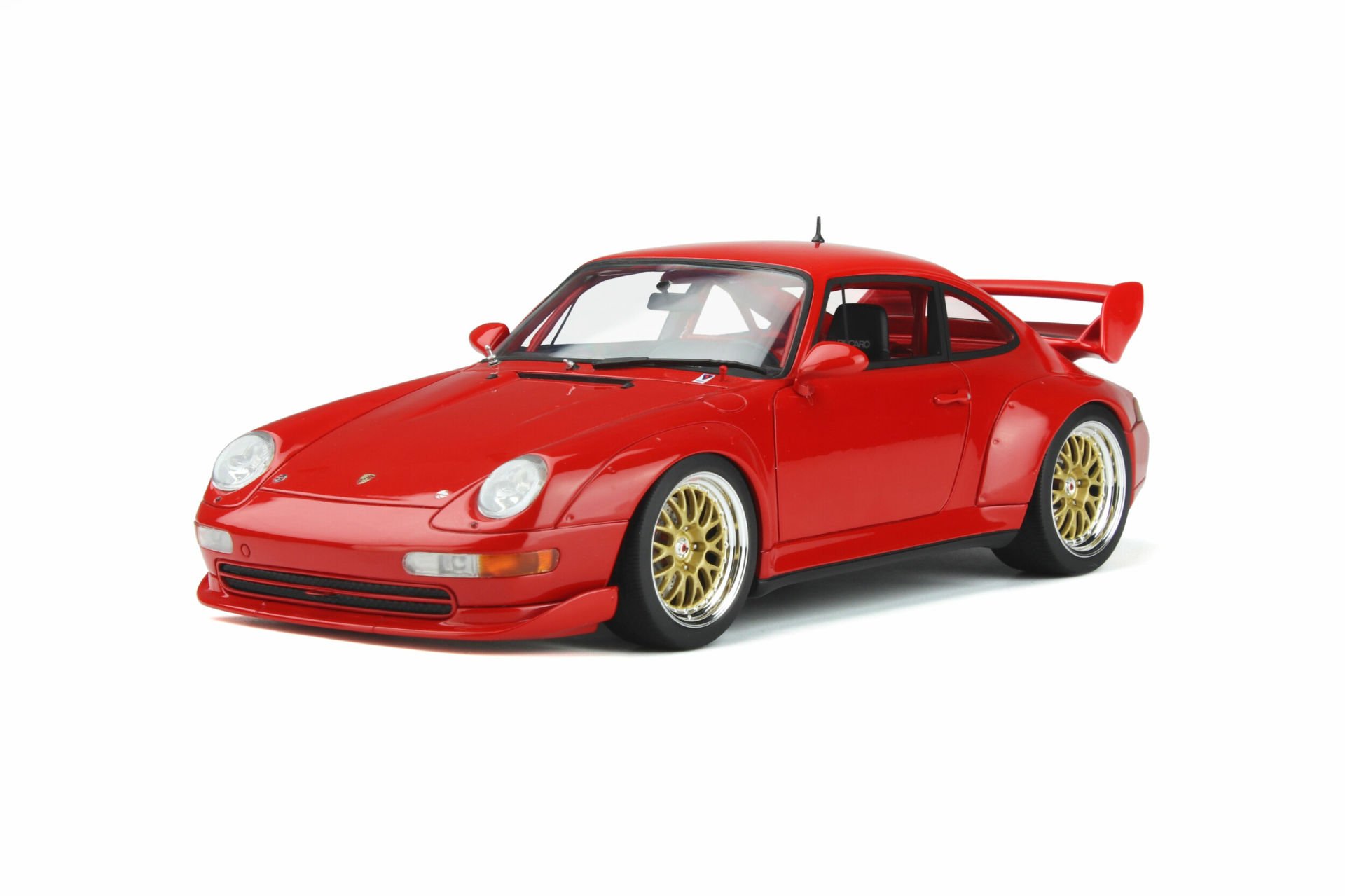 GT SPIRIT PORSCHE 911 (P993) 3,8 RSR RED 1:18