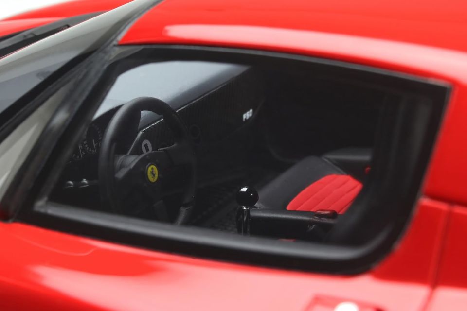 GT SPIRIT FERRARI F50 V12 1995 (GT342) 1:18