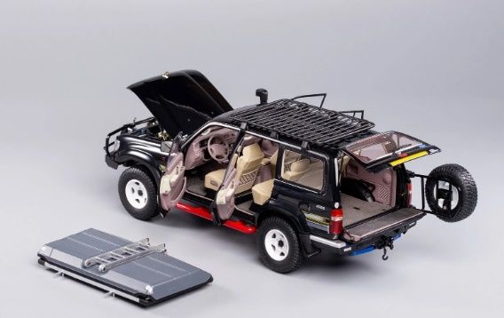 KENGFAİ TOYOTA LAND CRUİSER BLACK (032)  1:18
