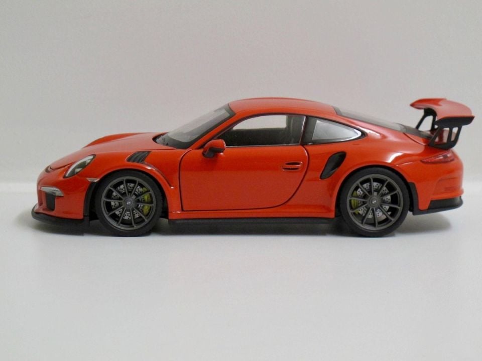 GT SPIRIT PORSCHE 911 GT3RS LAVA ORANGE 1:18 (GT844)