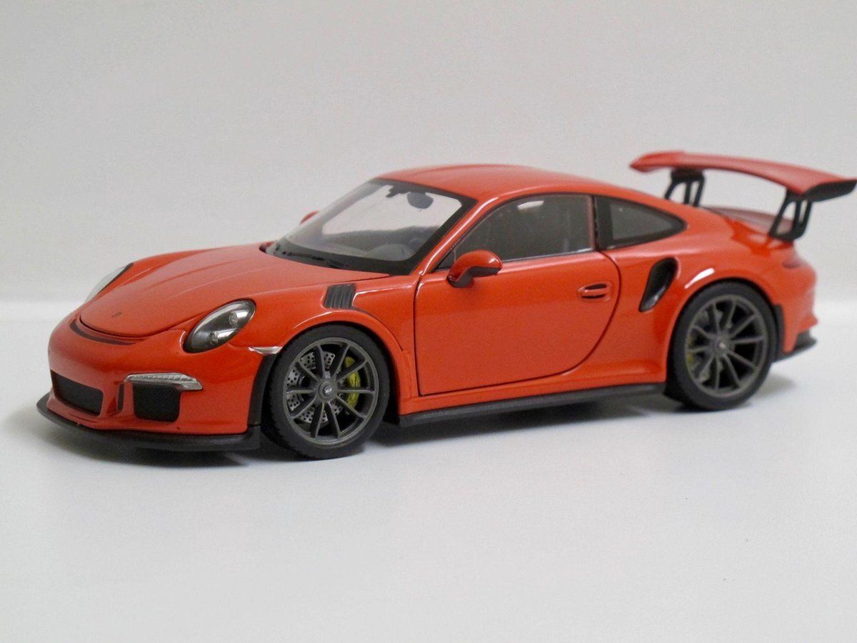 GT SPIRIT PORSCHE 911 GT3RS LAVA ORANGE 1:18 (GT844)
