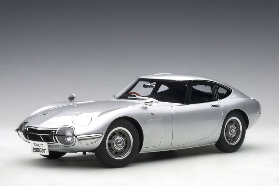 AUTOART TOYOTA 2000 GT 1:18 (78752)