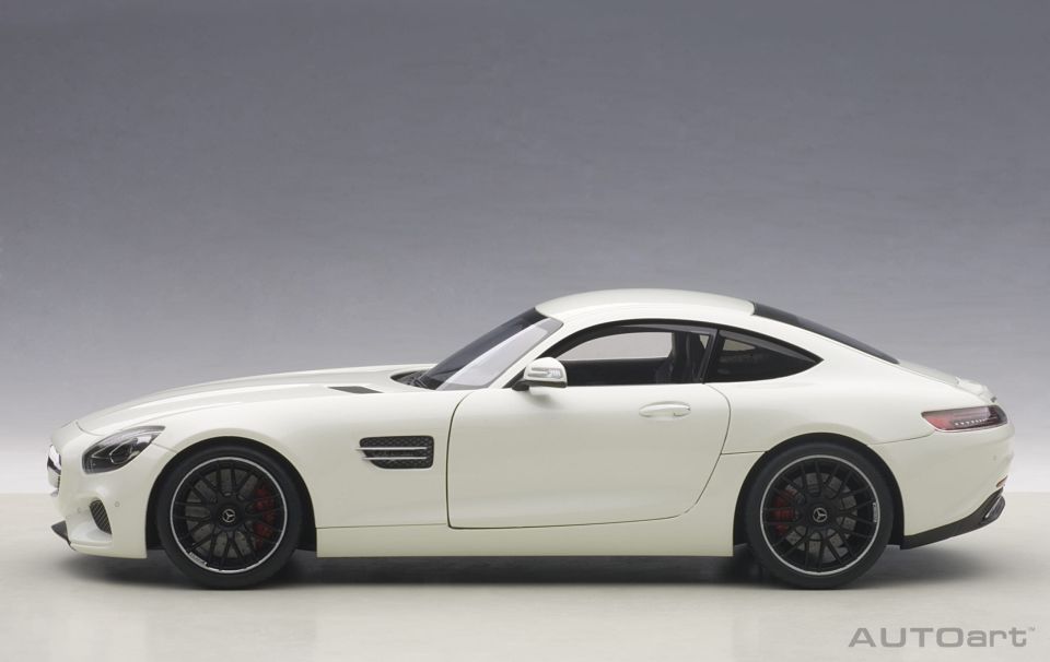 AUTOART MERCEDES AMG GT-S 1:18 (76311)