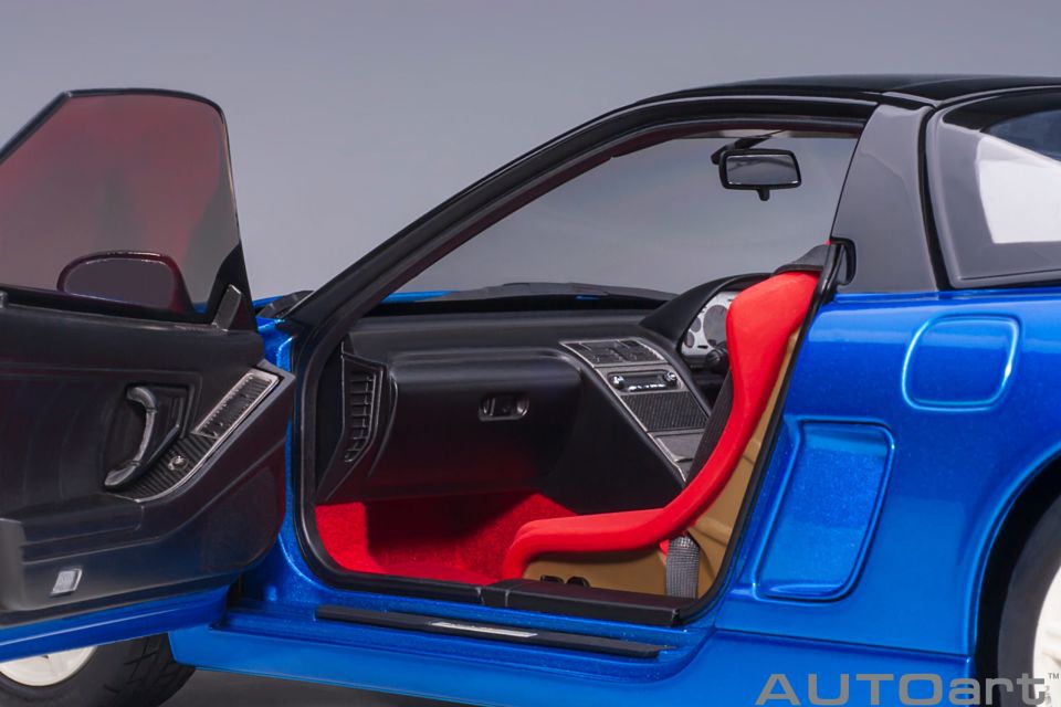 AUTOART HONDA NSX-R (NA2) 1:18 (73218)