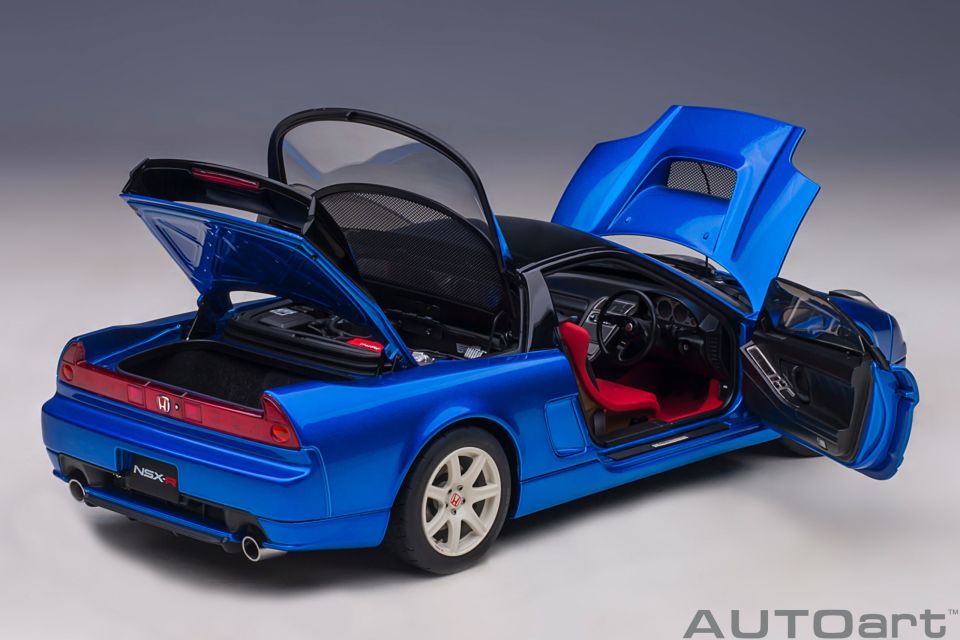 AUTOART HONDA NSX-R (NA2) 1:18 (73218)