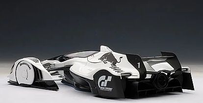 AUTOART RED BULL X2010 WHITE 1:18