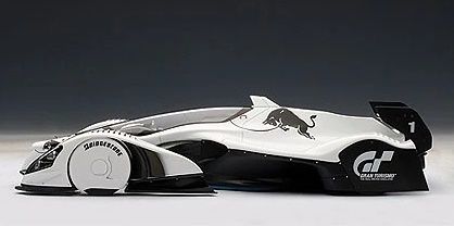 AUTOART RED BULL X2010 WHITE 1:18