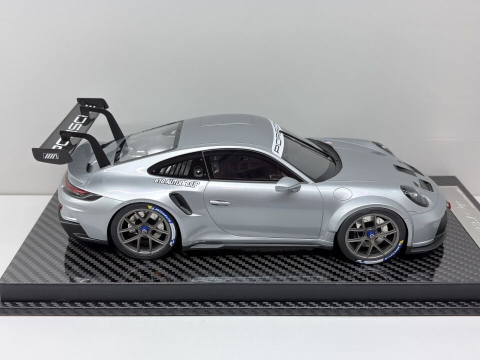 VIP SCALE MODELS PORSCHE 911 GT3 (992.1) CUP 1:18