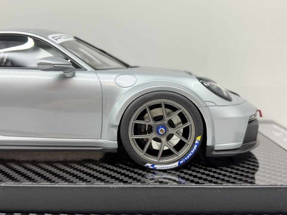VIP SCALE MODELS PORSCHE 911 GT3 (992.1) CUP 1:18