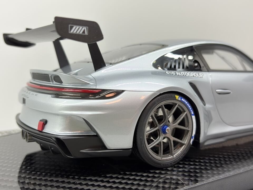VIP SCALE MODELS PORSCHE 911 GT3 (992.1) CUP 1:18