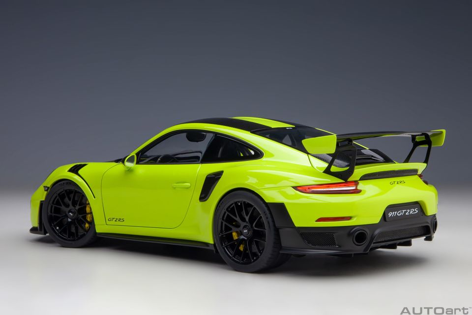 AUTOART PORSCHE 911 GT2 RS 1:18