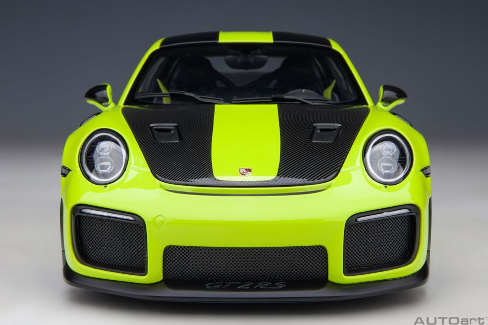 AUTOART PORSCHE 911 GT2 RS 1:18