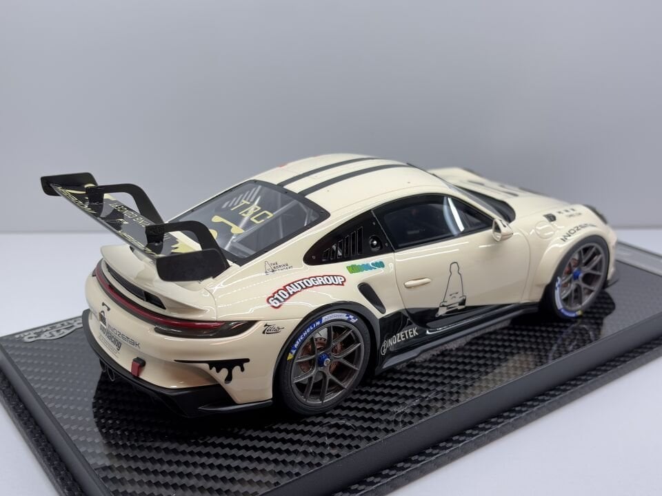 VIP SCALE MODELS PORSCHE 911 GT3 (992.1) CUP 1:18