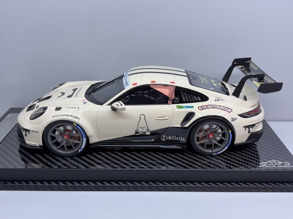 VIP SCALE MODELS PORSCHE 911 GT3 (992.1) CUP 1:18