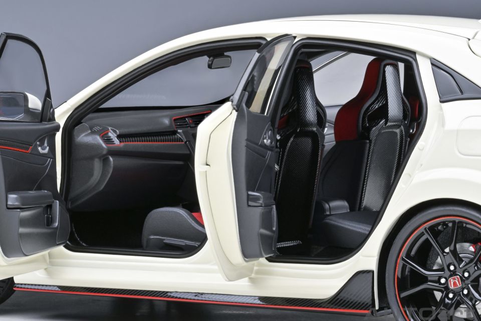 1:18 2021 Honda Civic Type R (FK 8) (championship white)