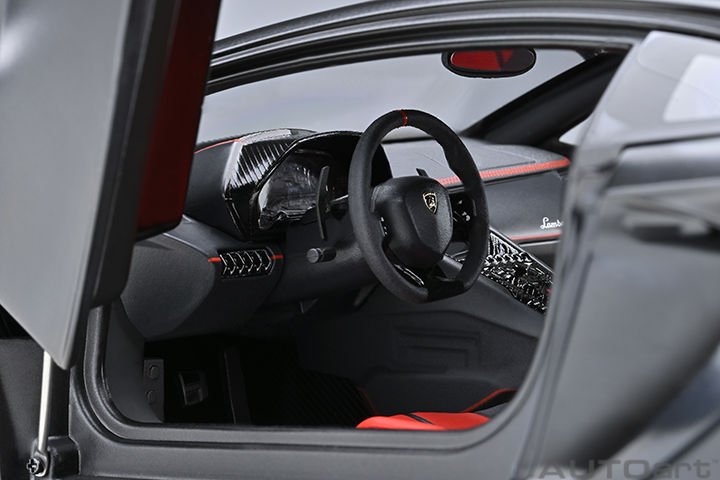 AUTOART LAMBORGHINI AVENRADOR SJV NERO NEMESIS MATT BLACK 1:18 (79219)