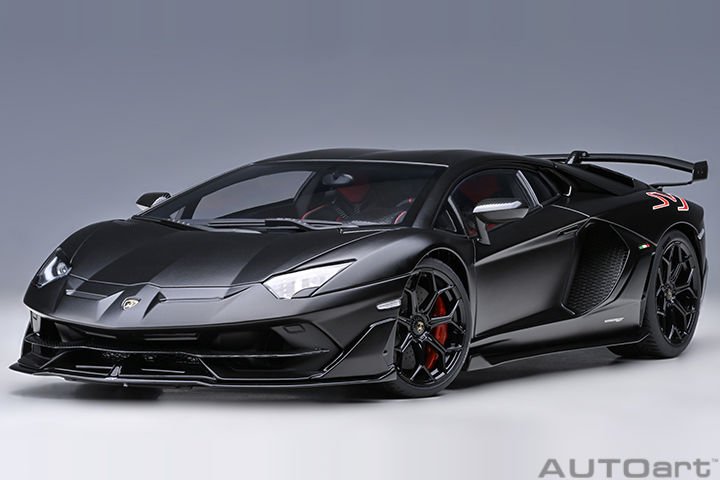 AUTOART LAMBORGHINI AVENRADOR SJV NERO NEMESIS MATT BLACK 1:18 (79219)