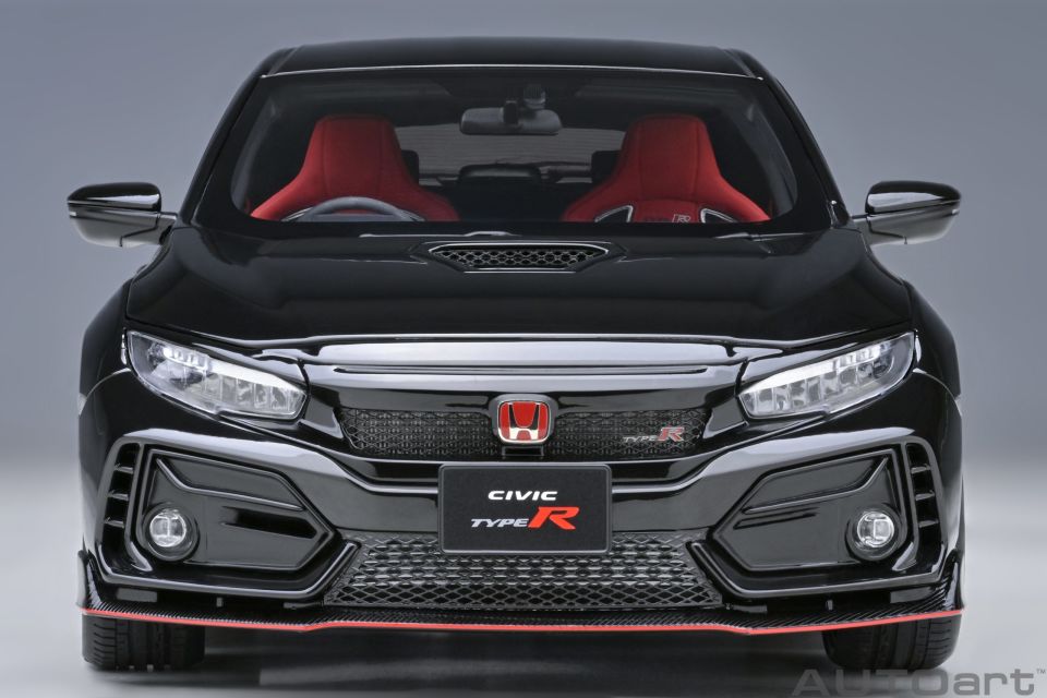 1:18 Autoart 2021 Honda Civic Type R (FK8) (crystal black pearl)