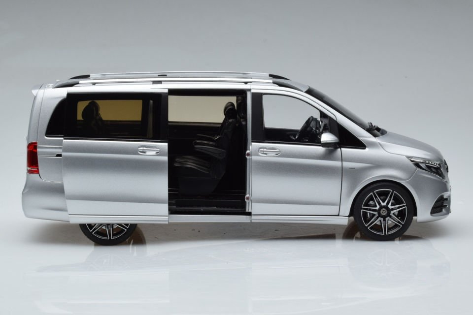 NOREV MERCEDES BENZ V-CLASS AMG 2018 1:18 (183871)