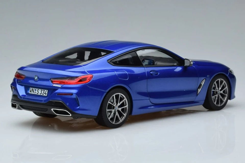 NOREV BMW M850İ COUPE 2018  1:18