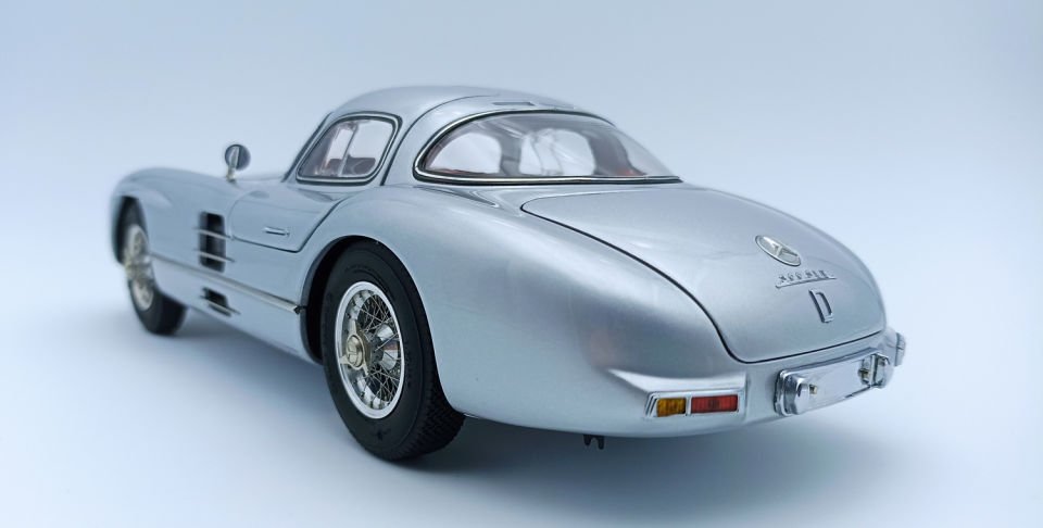 CMC MERCEDES 300 SLR COUPE 1955 (M076) 1:18