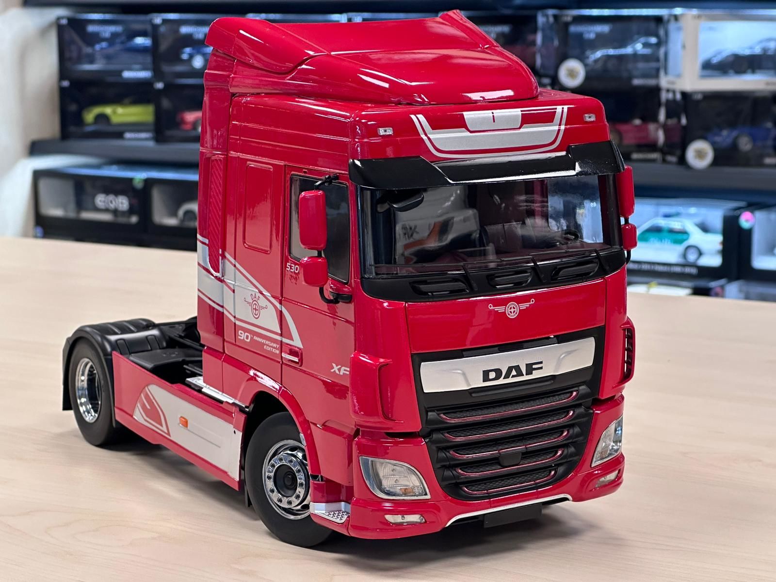 PREMIUM CLASSIXXS DAF XF SPACE 1:18