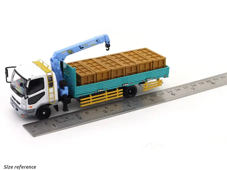 G.C.D. MITSUBISHI FUSO FIGHTER (1024) BOOM TRUCK 1:64
