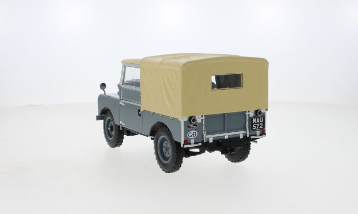 IXO MODELS LAND ROVER (MCG18178) 1:18
