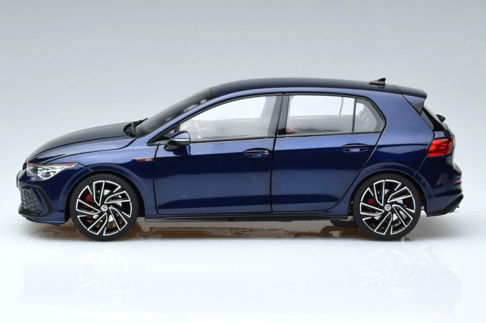 NOREV VOLKSWAGEN GOLF VIII GTI 2021 1:18 (188594)