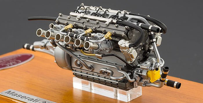 CMC Maserati 300S Vitrinli Motor