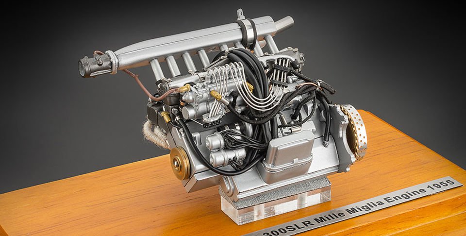 CMC Mercedes Benz 300 SLR 1955 Vitrinli Motor