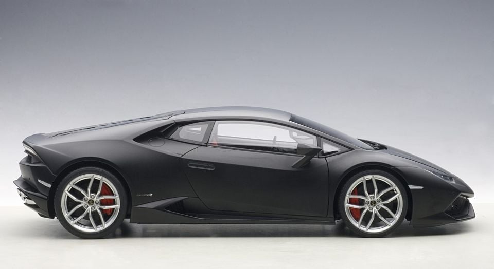 Autoart Lamborghini Huracan LP610-4 1:12 (12096)