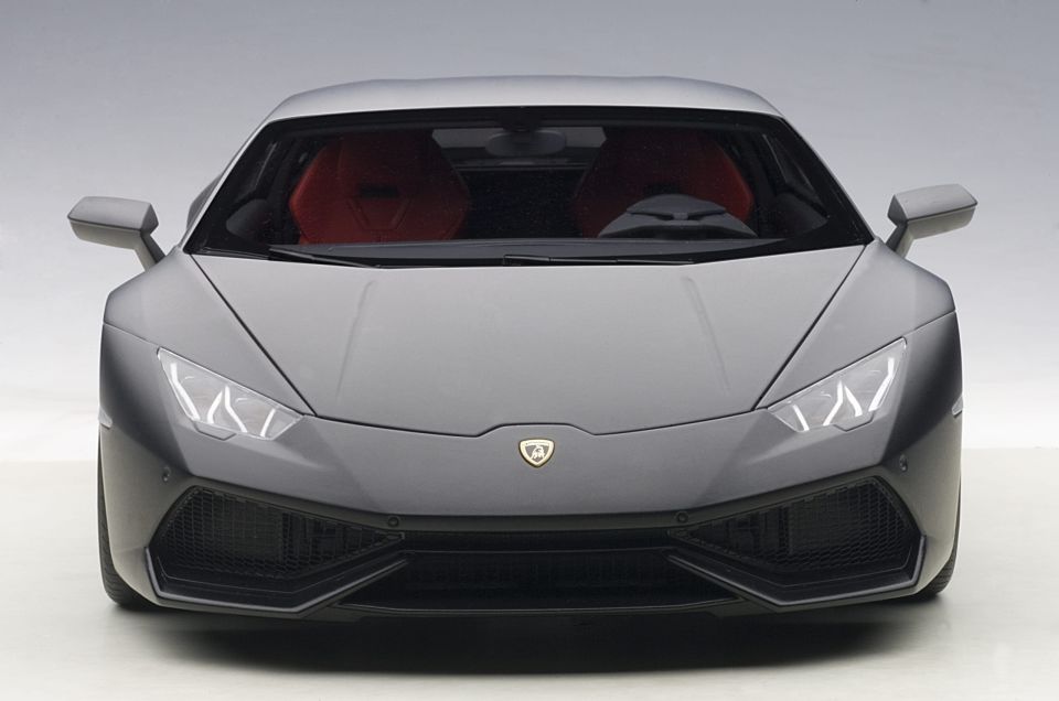 Autoart Lamborghini Huracan LP610-4 1:12 (12096)
