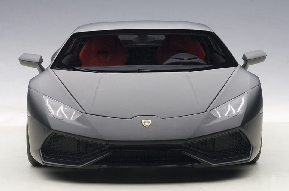 Autoart Lamborghini Huracan LP610-4 1:12 (12096)