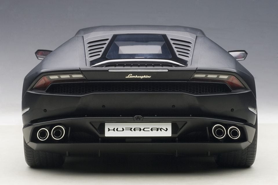 Autoart Lamborghini Huracan LP610-4 1:12 (12096)
