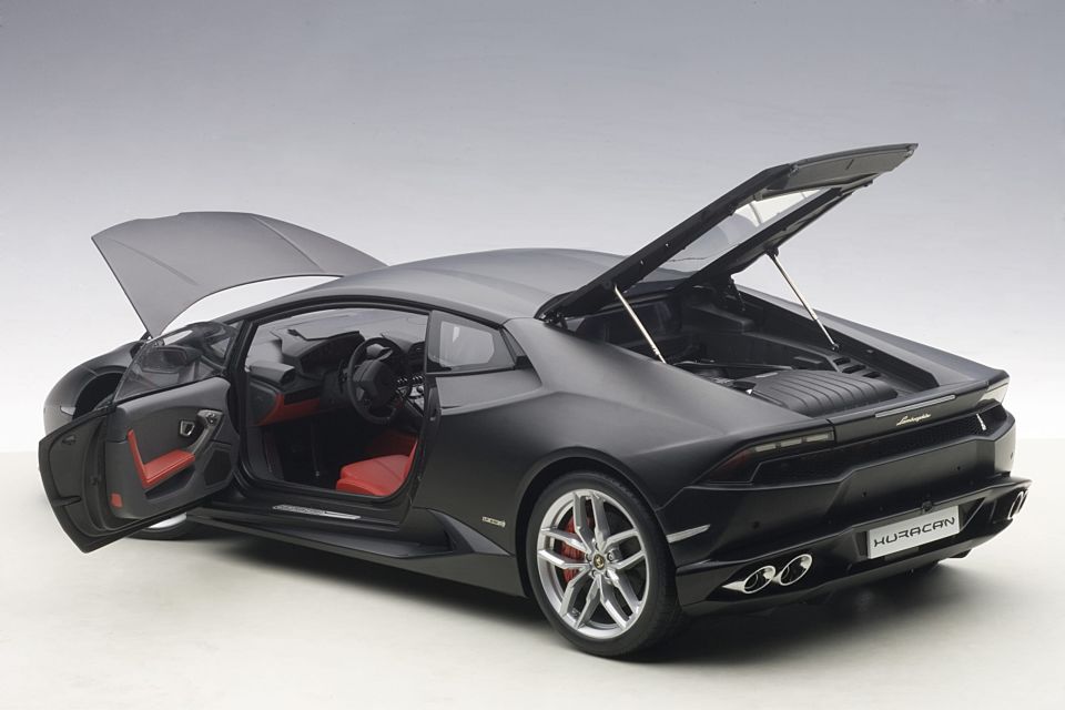 Autoart Lamborghini Huracan LP610-4 1:12 (12096)