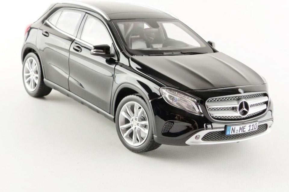 NOREV MERCEDES BENZ GLA 2014 1:18