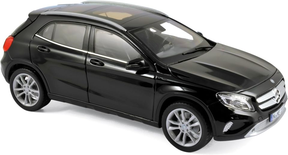NOREV MERCEDES BENZ GLA 2014 1:18 (183450)